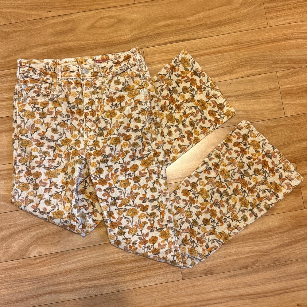 Pilcro The Icon Floral Corduroy Stretch Flare Pants (size 27) - Picture 4 of 6